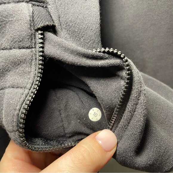 Lululemon women's black Fleece be true hooded cozy zip up sweatshirt in US 10 - Picture 6 of 11